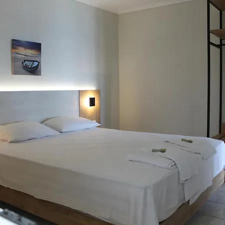 Maria Mola Mola Kalyva