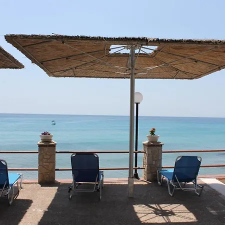 Maria Mola Mola Kalyva