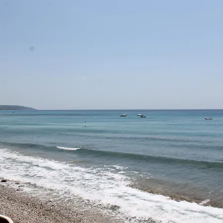 Maria Mola * Mola Kalyva