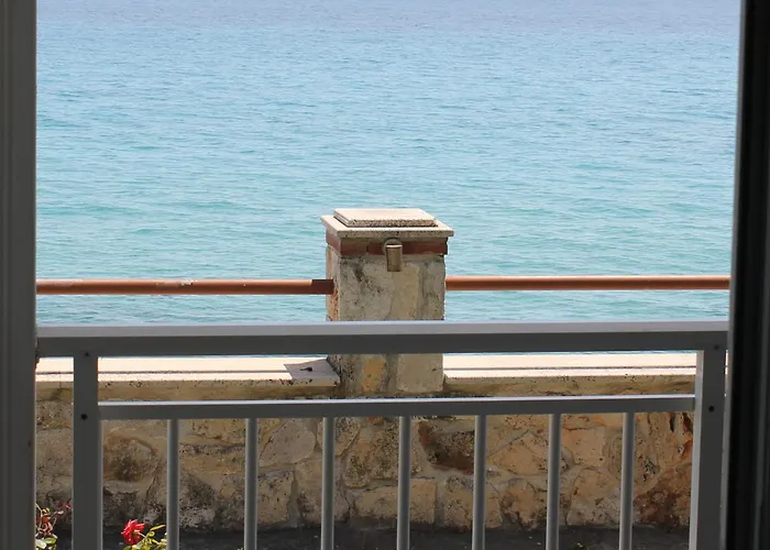 Διαμέρισμα Maria Mola Μόλα Καλύβα