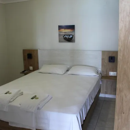 Maria Mola Mola Kalyva