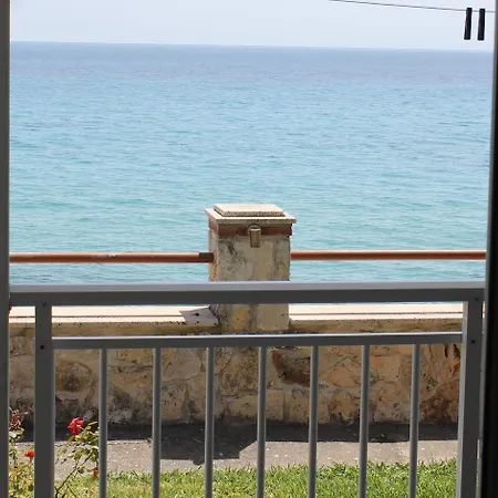 Apartment Maria Mola Mola Kalyva